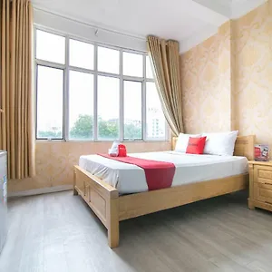 2* Hotel Reddoorz @ Pham Ngu Lao Street 4